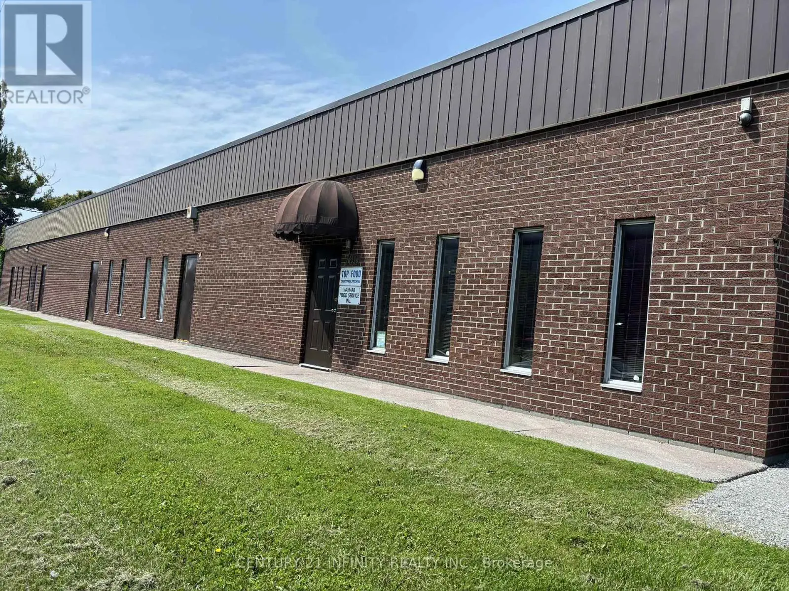 734 Oxford Street, Oshawa, Ontario  L1J 3V9 - Photo 1 - E12196256