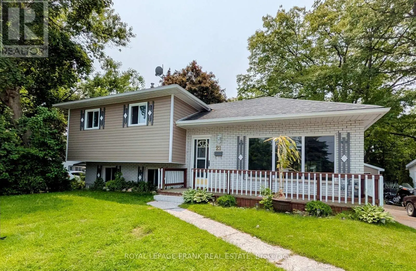 21 Victoria Street, Marmora And Lake, Ontario  K0K 2M0 - Photo 2 - X12185684