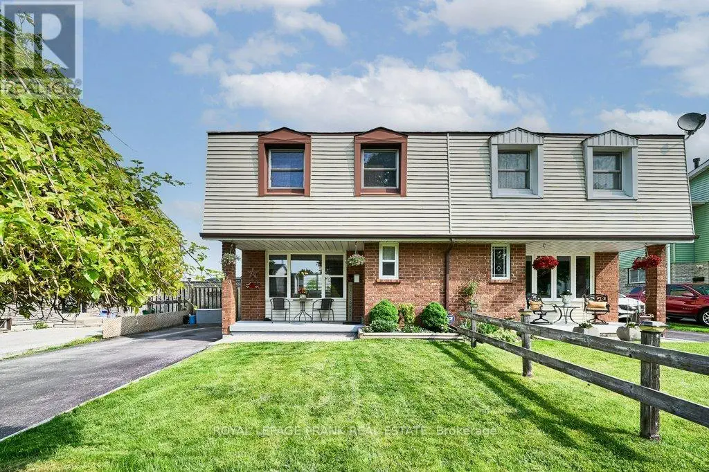 1323 Fenelon Crescent, Oshawa, Ontario  L1J 6G2 - Photo 2 - E12196709