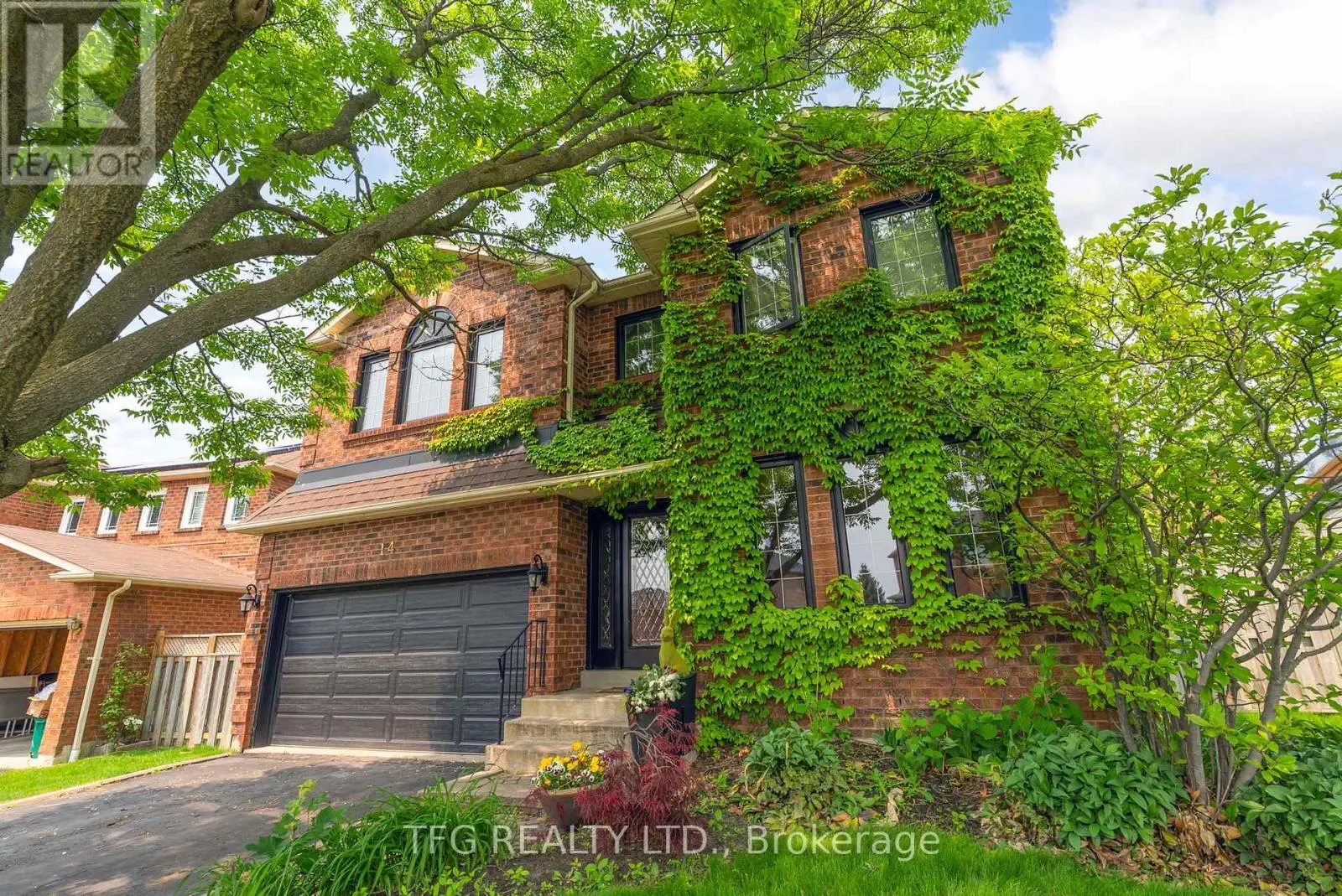 14 Lismer Drive, Whitby, Ontario  L1N 9A3 - Photo 3 - E12196893