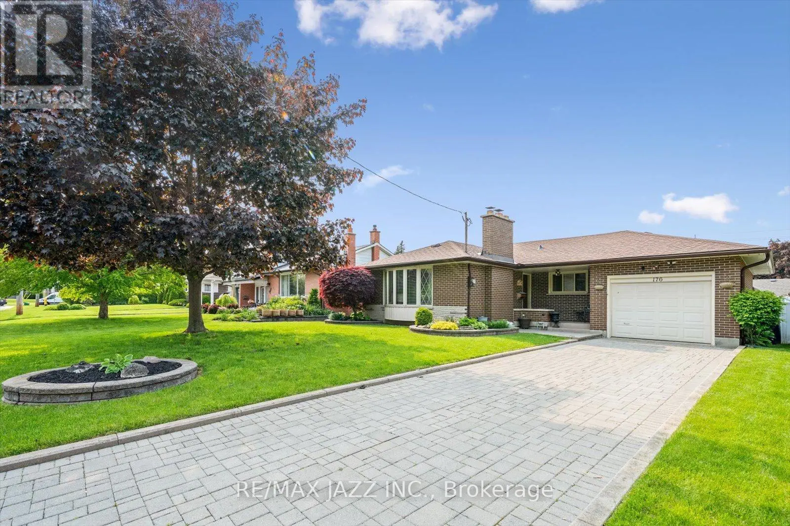 176 HILLSDALE AVENUE, Oshawa, Ontario
