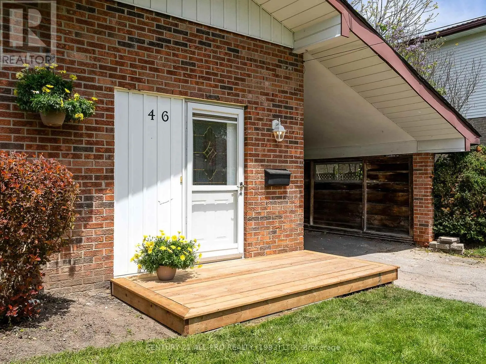 46 Meredith Crescent, Cobourg, Ontario  K9A 4M9 - Photo 2 - X12179304