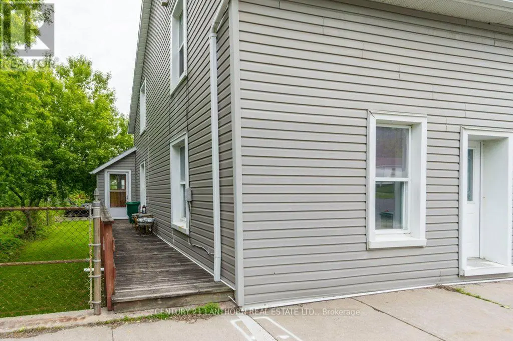 47-49 Union Street, Prince Edward County, Ontario  K0K 2T0 - Photo 3 - X12197560
