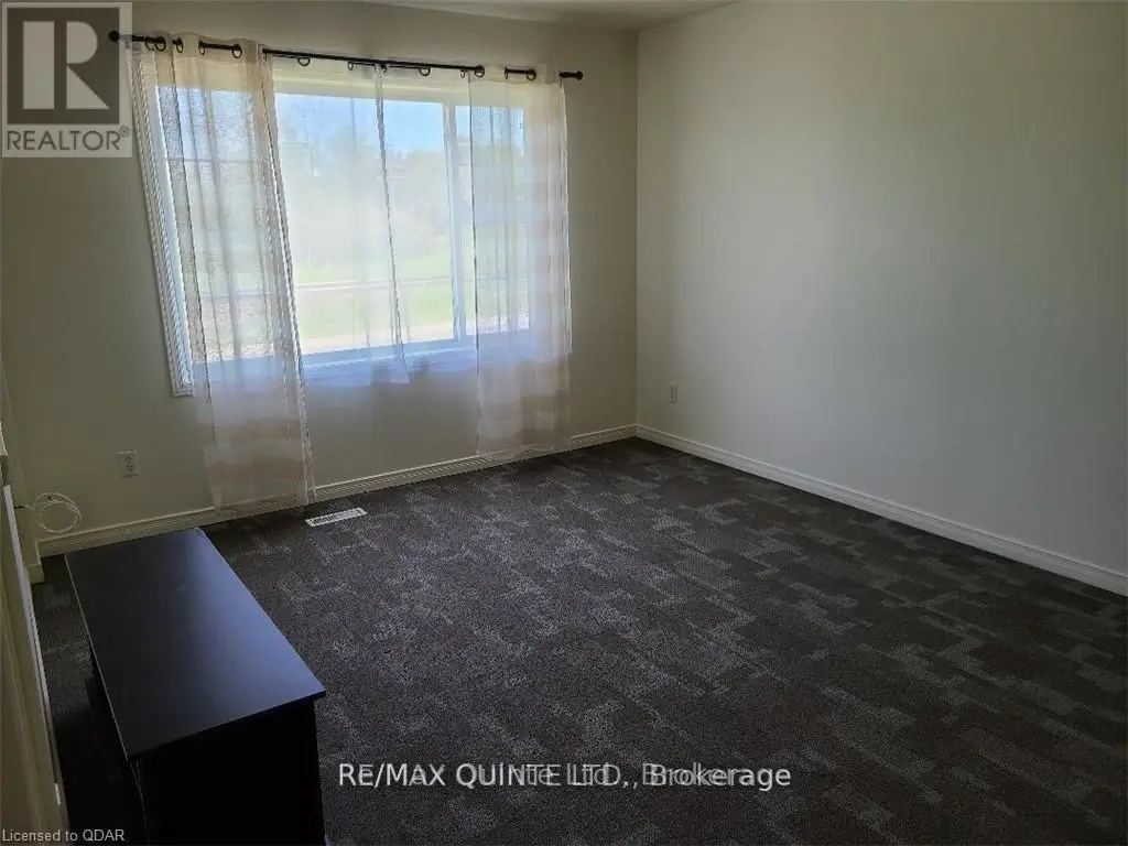 335 Moira Street W, Belleville, Ontario  K8N 4Z2 - Photo 2 - X12197960