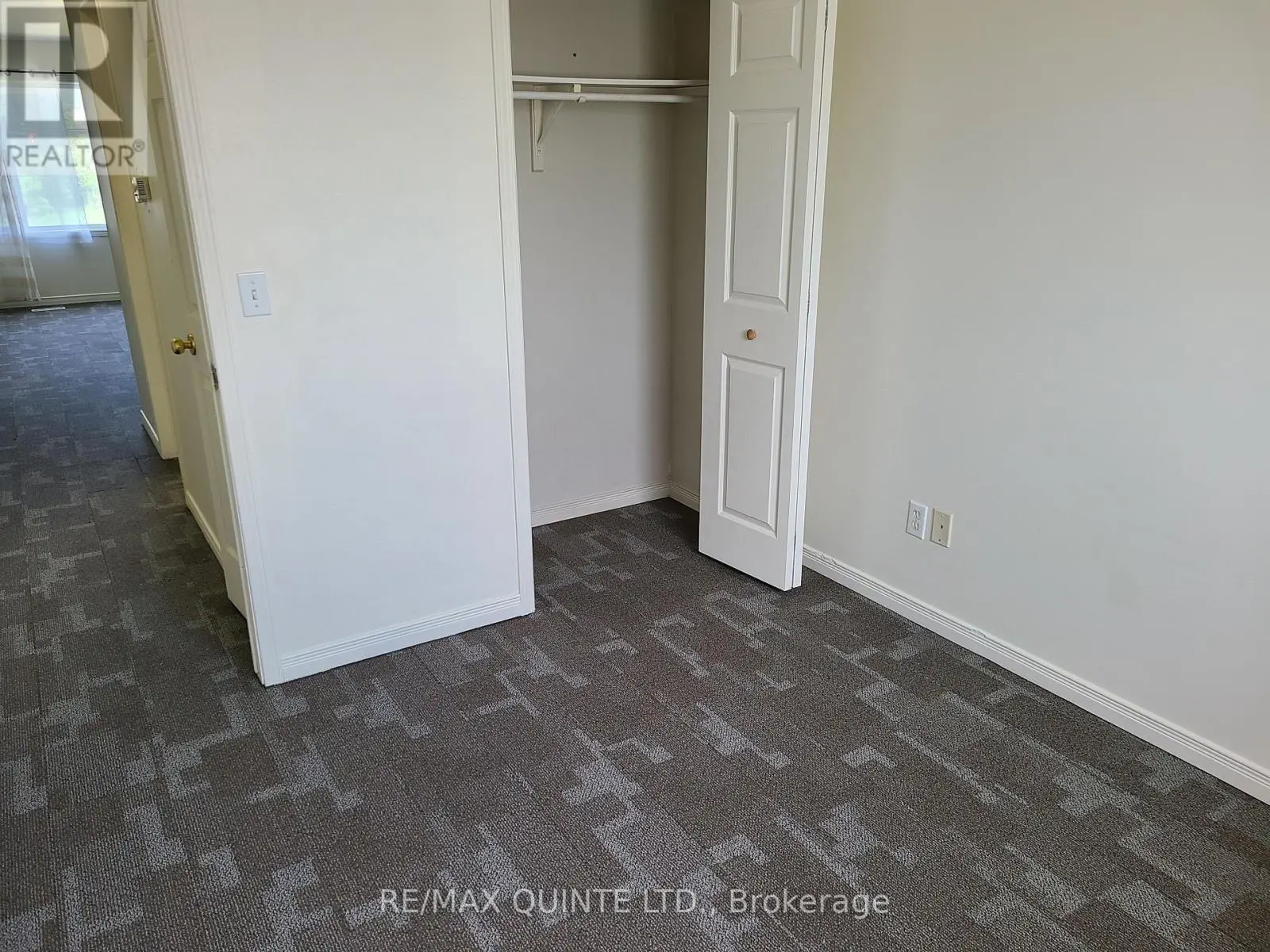 335 Moira Street W, Belleville, Ontario  K8N 4Z2 - Photo 3 - X12197960