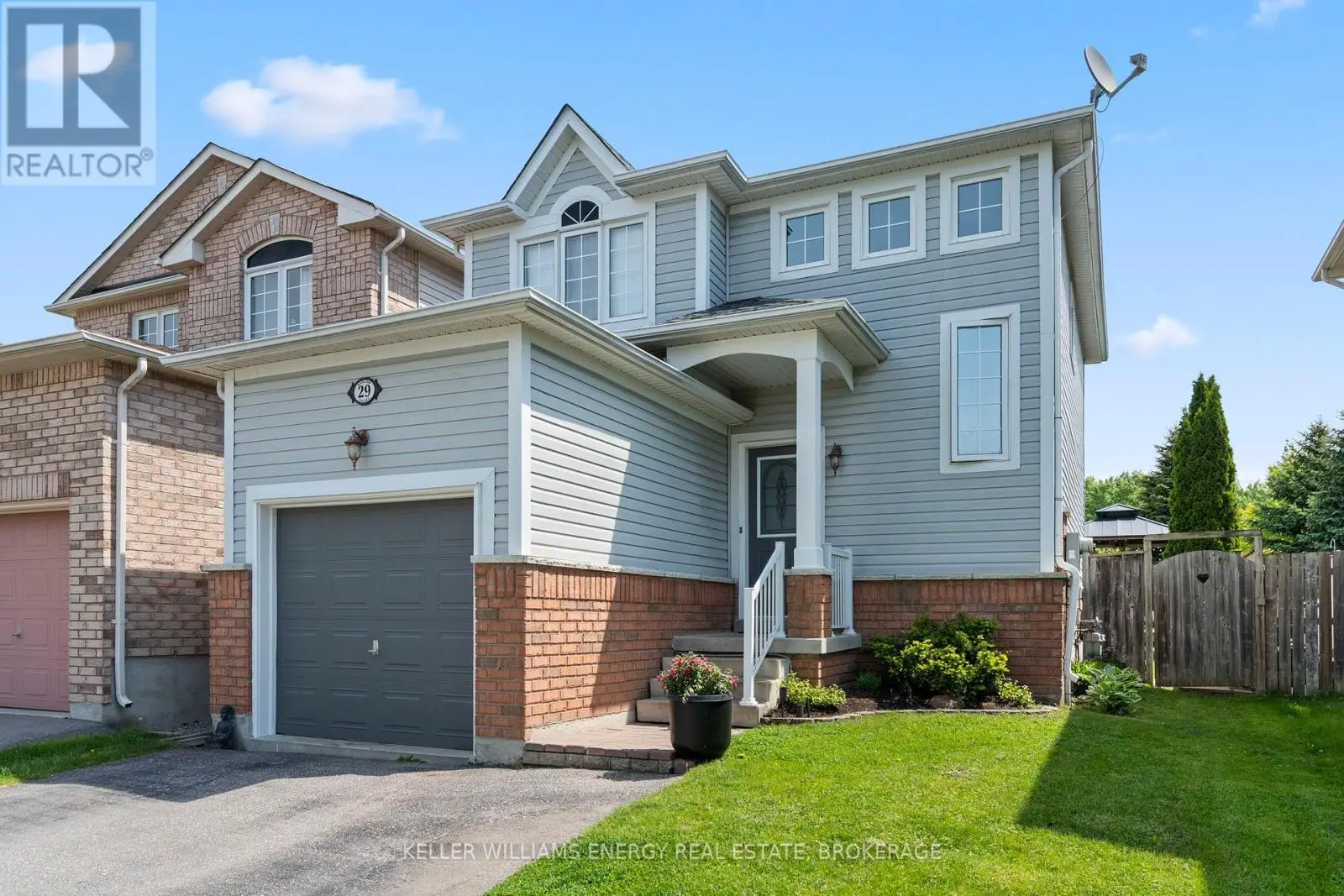 29 Barlow Court, Clarington, Ontario  L1C 5G5 - Photo 1 - E12198176