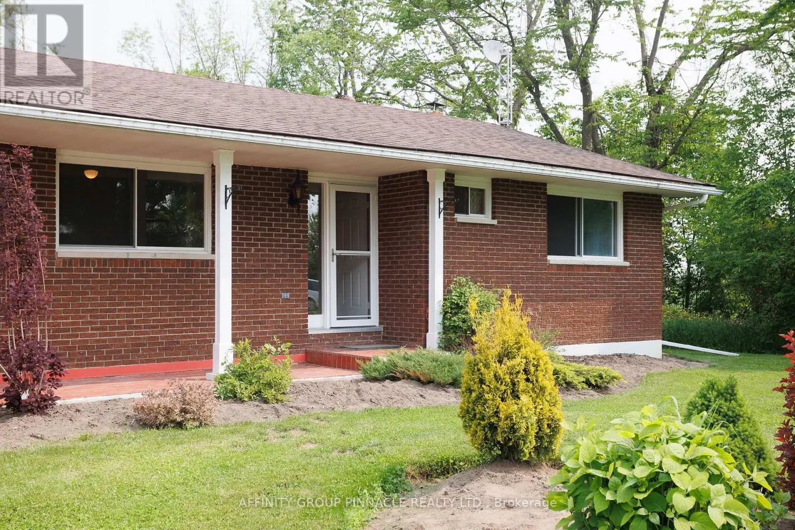 3798 Mara Rama Boundary Road, Ramara, Ontario  L3V 0P4 - Photo 2 - S12196662