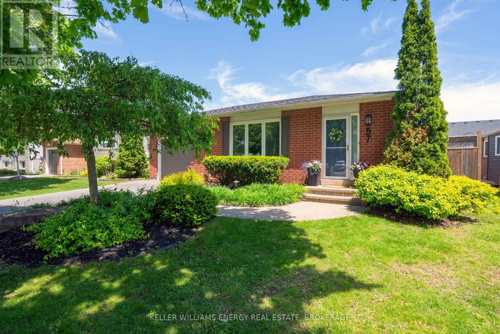 57 Centerfield Drive, Clarington, Ontario  L1E 1K2 - Photo 1 - E12198943