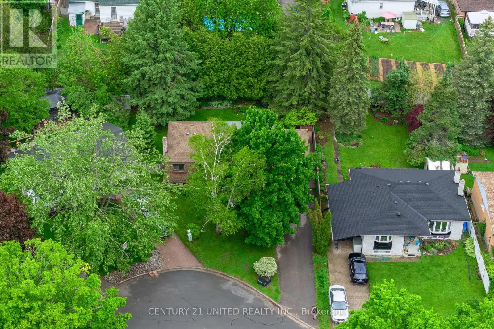 38 Parkview Drive, Peterborough North, Ontario  K9H 5M6 - Photo 2 - X12198850