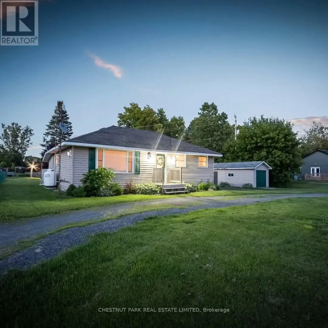 1805 County Road 10, Prince Edward County, Ontario  K0K 1P0 - Photo 1 - X12199125