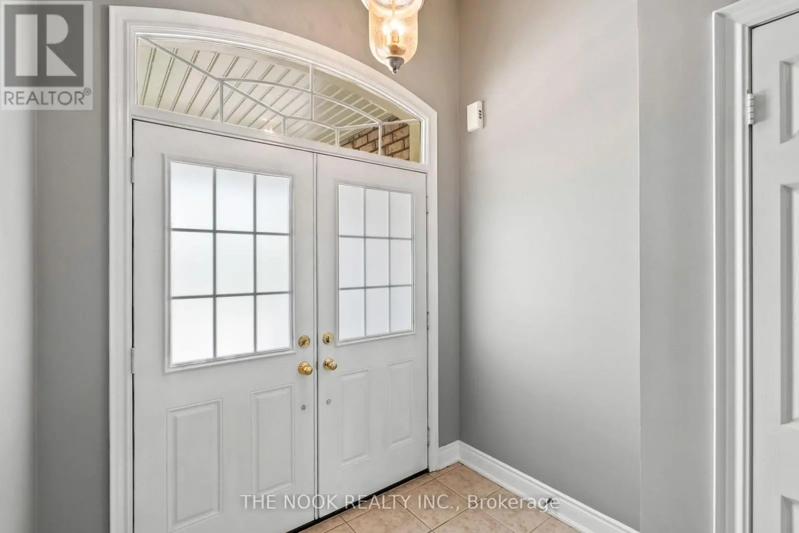 1031 Eagle Ridge Drive, Oshawa, Ontario  L1K 0C8 - Photo 3 - E12196505