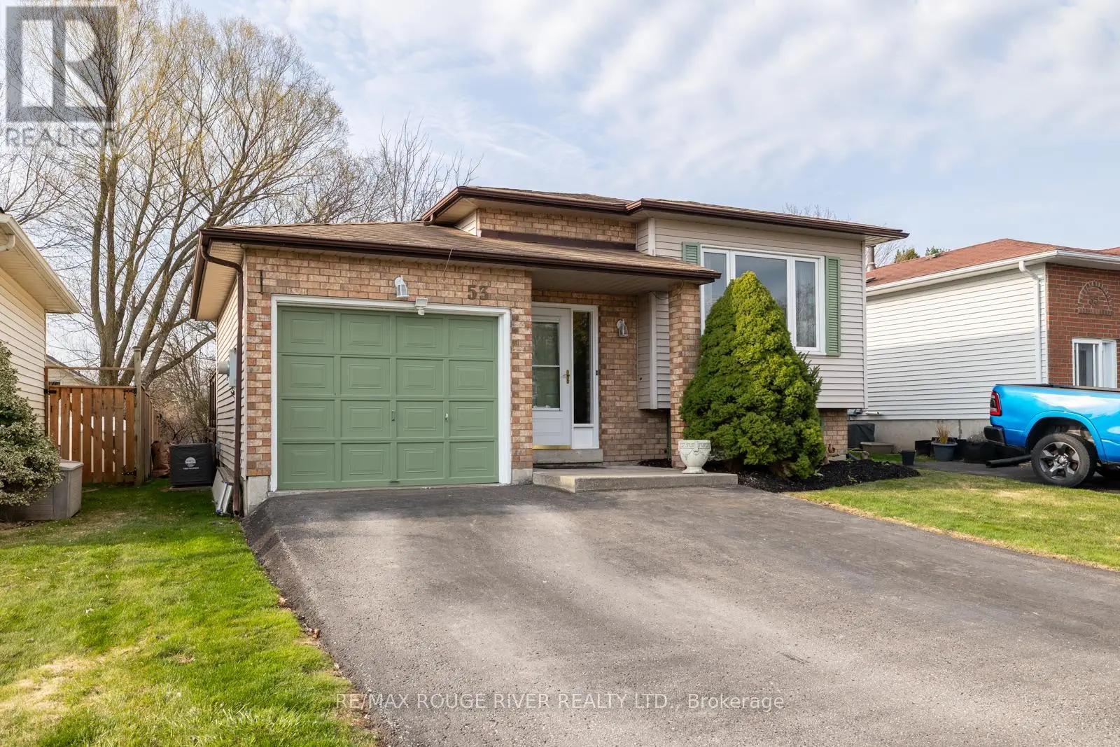 53 Quinlan Drive, Port Hope, Ontario  L1A 4H3 - Photo 1 - X12199471