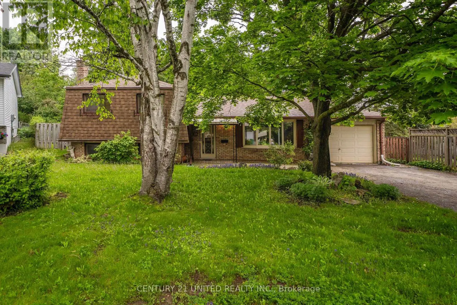 38 Parkview Drive, Peterborough North, Ontario  K9H 5M6 - Photo 1 - X12198850