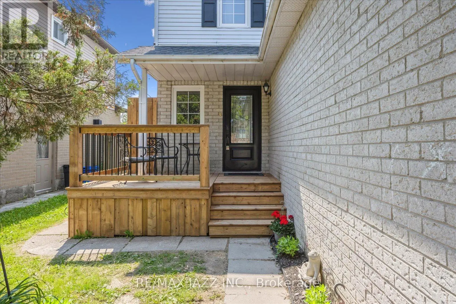 75 Turnberry Crescent, Clarington, Ontario  L1E 1A4 - Photo 2 - E12199533