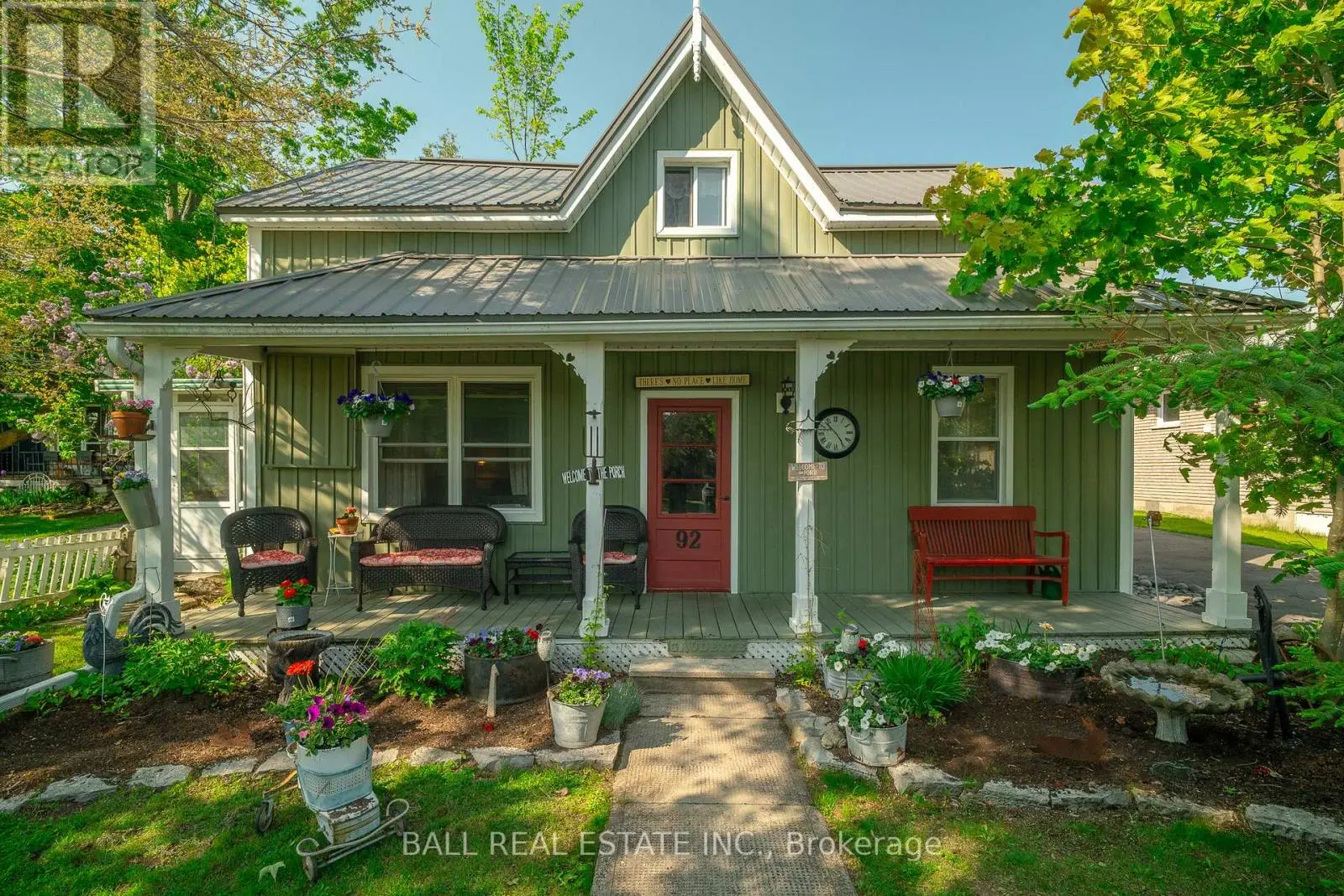 92 Bond Street W, Kawartha Lakes, Ontario  K0M 1N0 - Photo 1 - X12199530