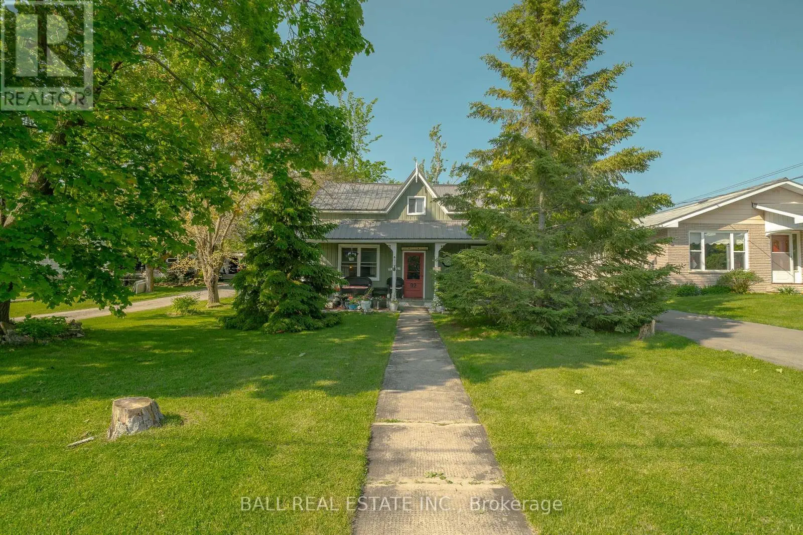 92 Bond Street W, Kawartha Lakes, Ontario  K0M 1N0 - Photo 2 - X12199530