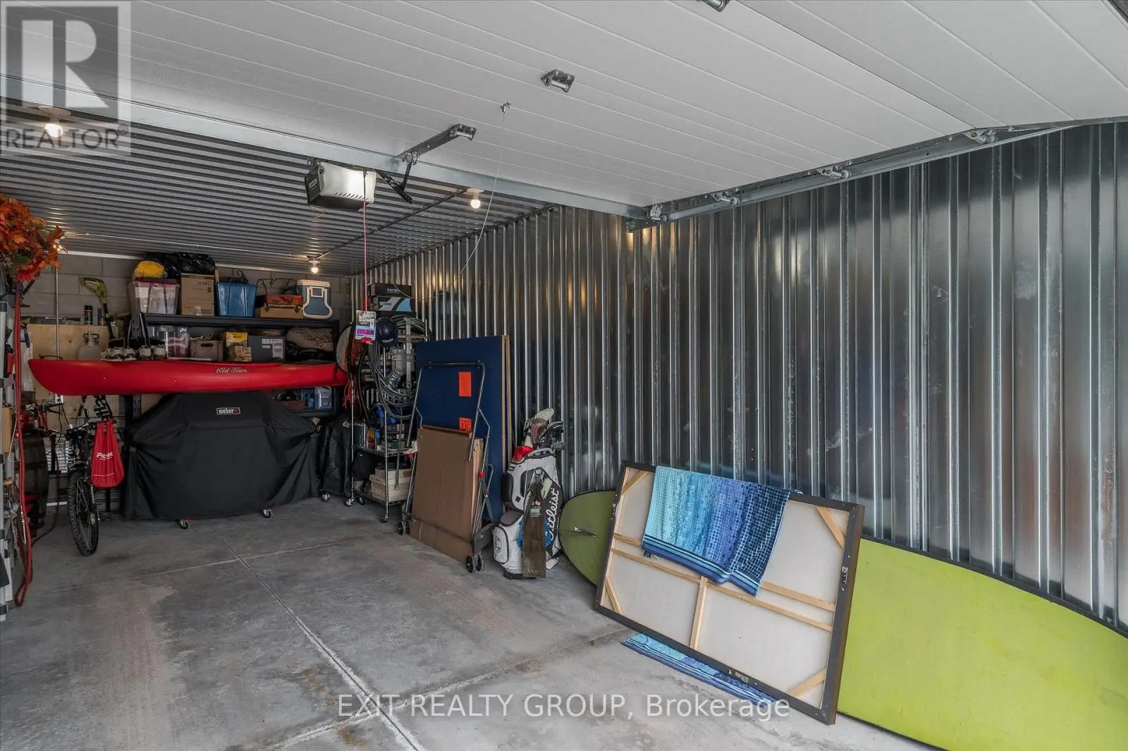 Garage #3 - 19 Hampton Lane, Selwyn, Ontario  K0L 2B0 - Photo 3 - X12111937