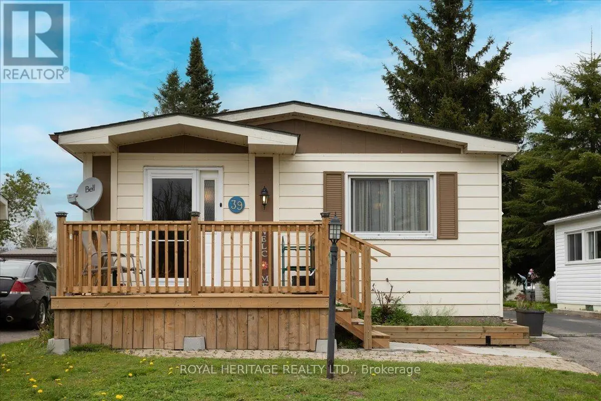 39 Circle Drive, Kawartha Lakes, Ontario  K9V 4R1 - Photo 1 - X12199739