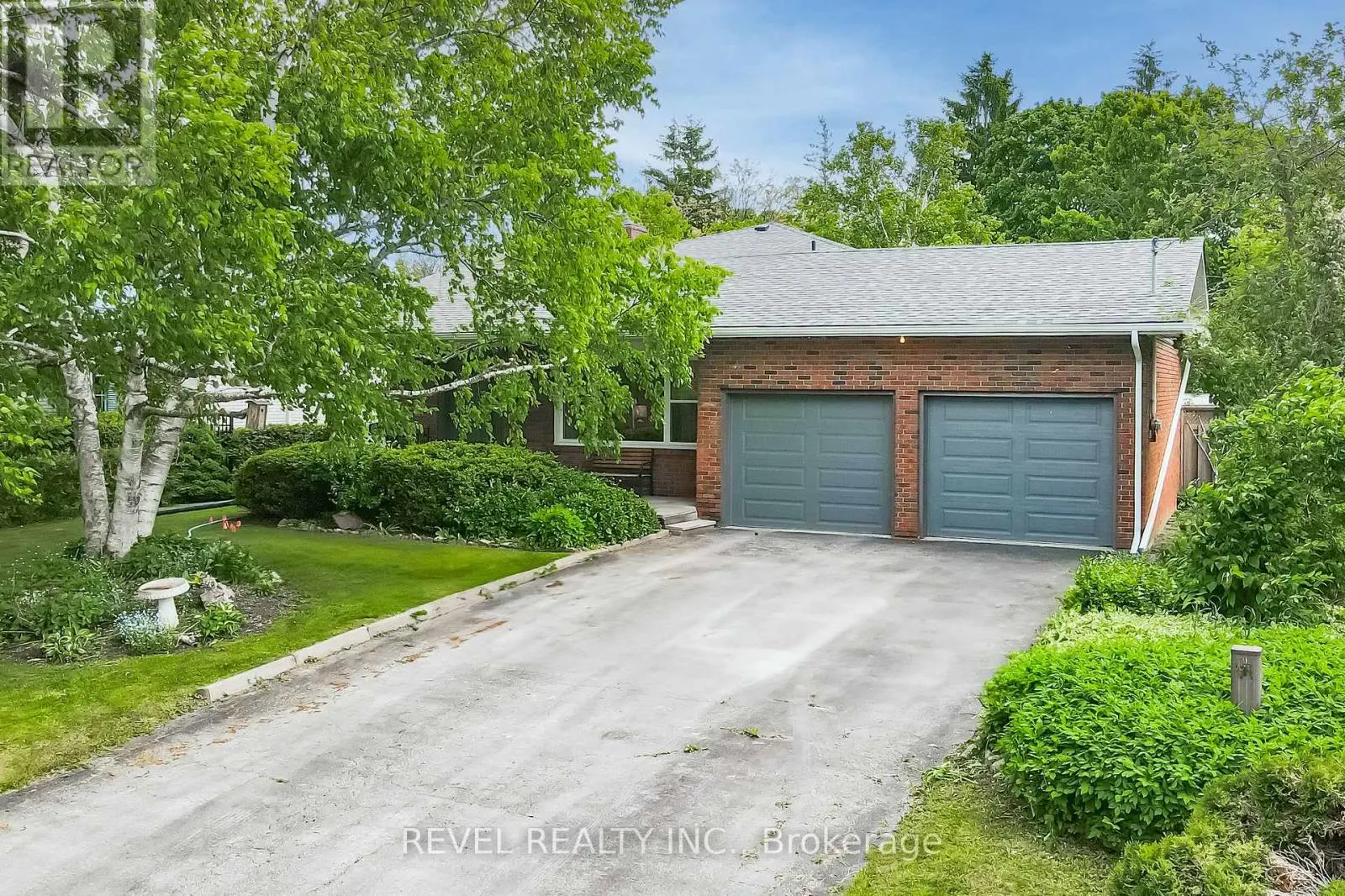 89 Pottinger Street, Kawartha Lakes, Ontario  K9V 3Y4 - Photo 2 - X12197774
