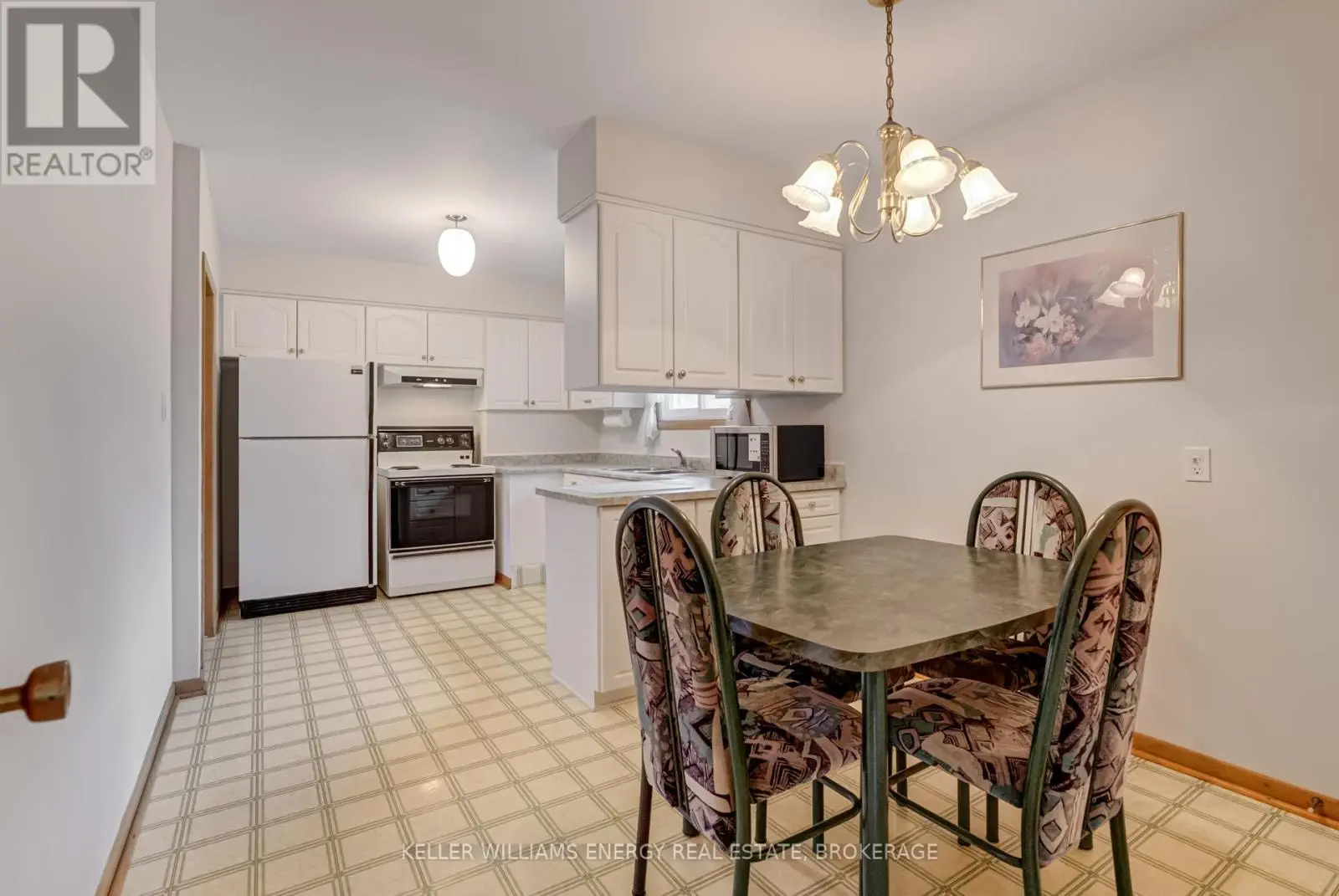 29 Sedgemount Drive, Toronto, Ontario  M1H 1X4 - Photo 3 - E12201051