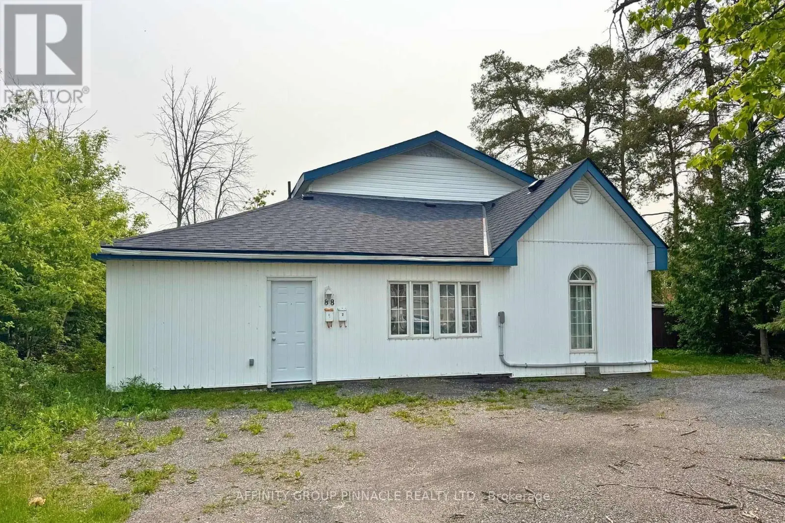 88 Albert Street S, Kawartha Lakes, Ontario  K9V 3H6 - Photo 2 - X12199155