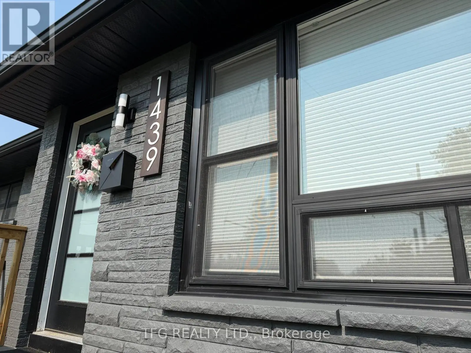 1439 Tremblay Street, Oshawa, Ontario  L1J 3X7 - Photo 3 - E12201413