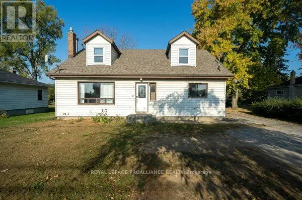 722 Trenton-Frankford Road, Quinte West, Ontario  K8V 5P6 - Photo 2 - X12201714