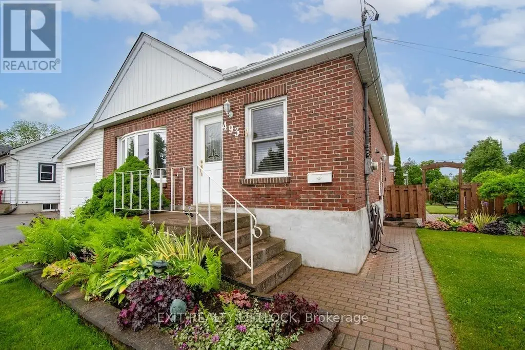 493 Howden Street, Peterborough South, Ontario  K9J 4B2 - Photo 3 - X12201768