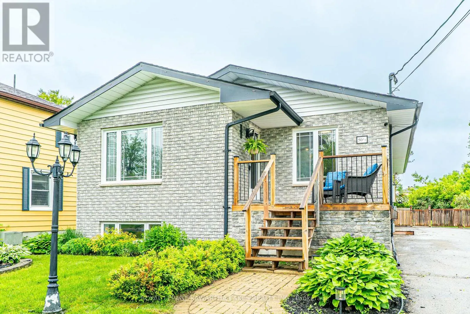 50.5 George Street E, Kawartha Lakes, Ontario  K9V 1W5 - Photo 1 - X12201791