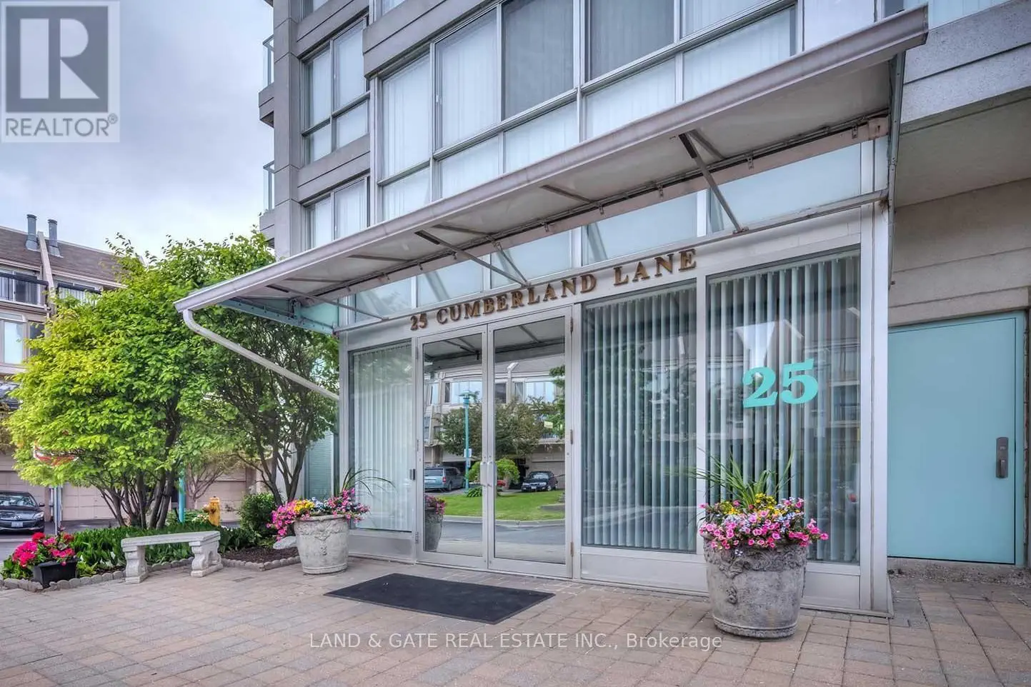 112 - 25 Cumberland Lane, Ajax, Ontario  L1S 7K1 - Photo 1 - E12201930