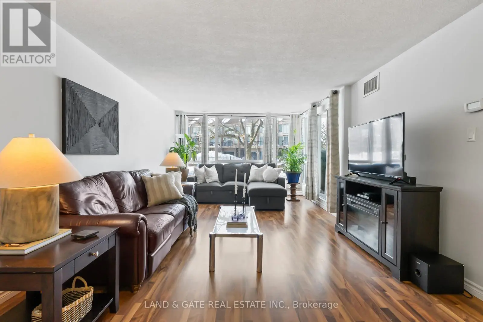 112 - 25 Cumberland Lane, Ajax, Ontario  L1S 7K1 - Photo 2 - E12201930