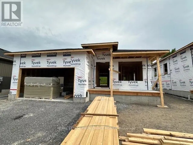 29 Schmidt Way, Quinte West, Ontario  K8V 0L5 - Photo 1 - X12201905