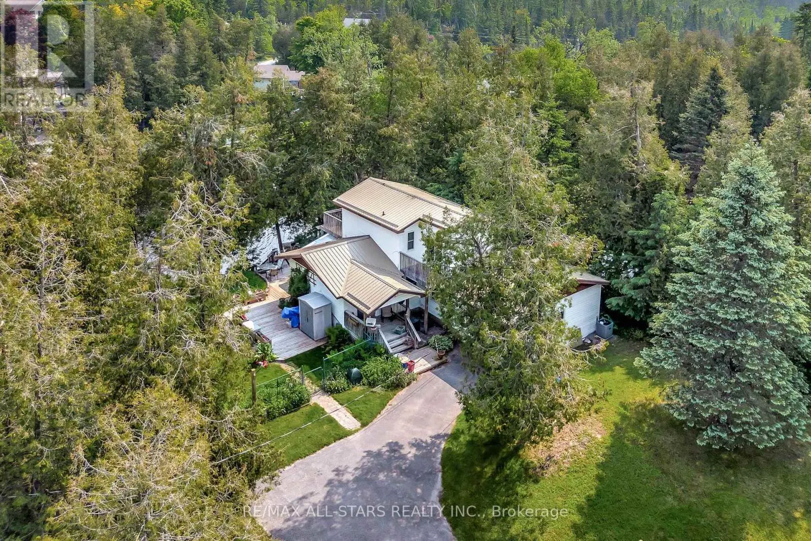 14 Wychwood Drive E, Kawartha Lakes, Ontario  K0M 1N0 - Photo 1 - X12202061