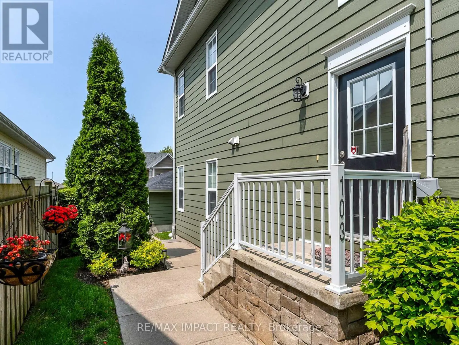 103 - 845 Smith Road, Cobourg, Ontario  K9A 0C2 - Photo 3 - X12202145