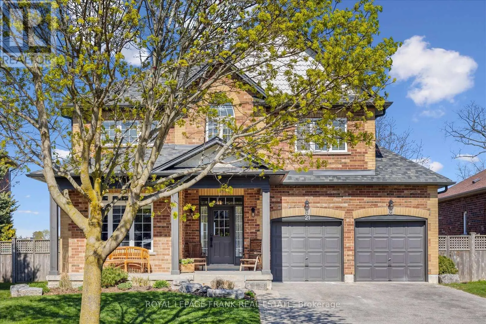 21 Brownscombe Crescent, Uxbridge, Ontario  L9P 1Y1 - Photo 2 - N12202282