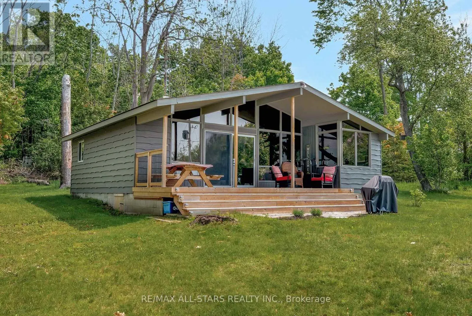 36 Walnut Street, Kawartha Lakes, Ontario  K0M 1N0 - Photo 2 - X12201869