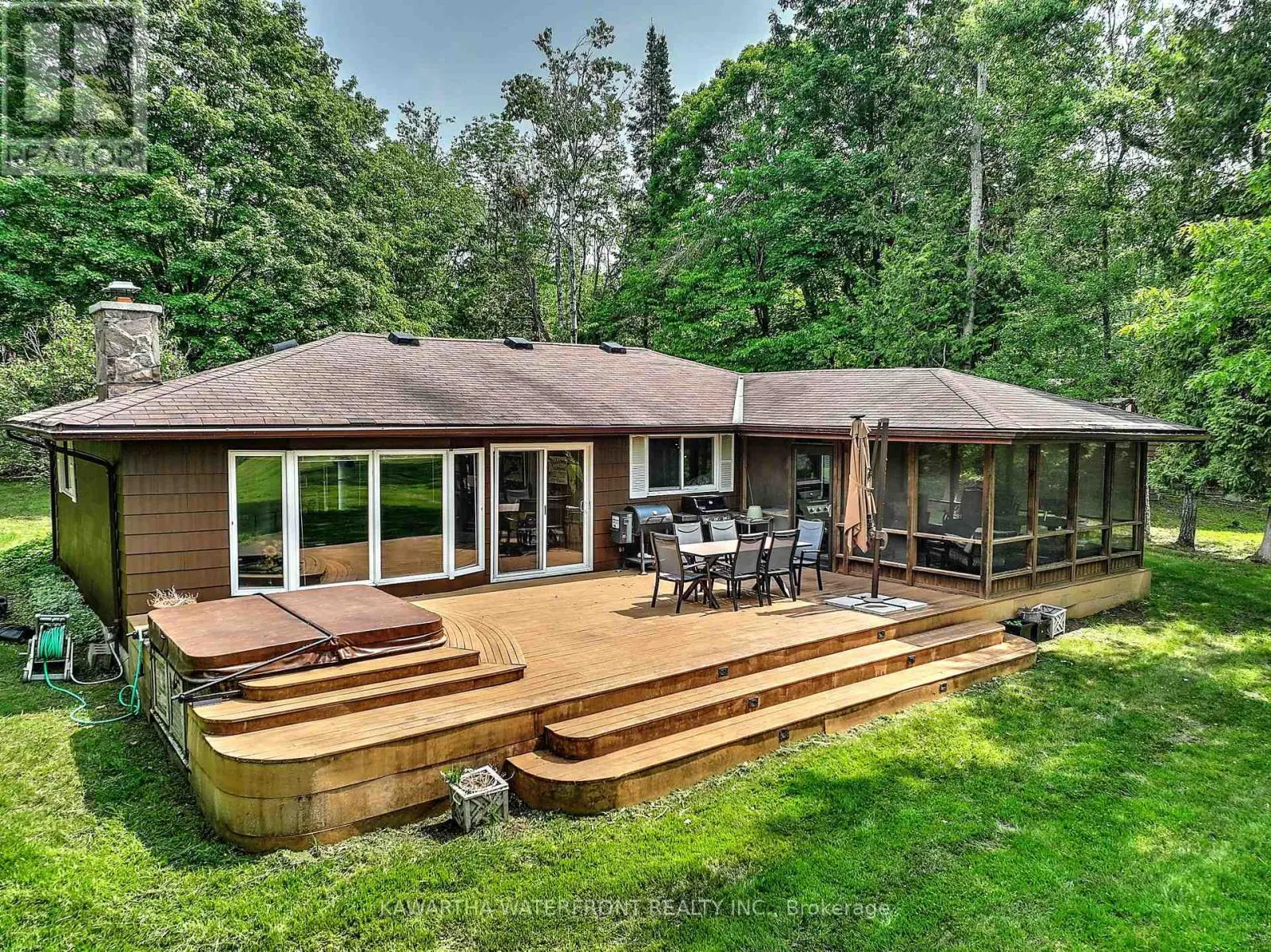 32 South Fork Drive, Kawartha Lakes, Ontario  K0M 1K0 - Photo 1 - X12202855