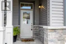 28 - 17 Lakewood Crescent, Kawartha Lakes, Ontario  K0M 1A0 - Photo 2 - X12186503