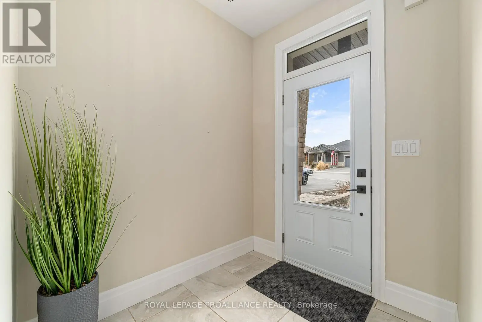 66 Pineridge Drive, Prince Edward County, Ontario  K0K 2T0 - Photo 3 - X12203041