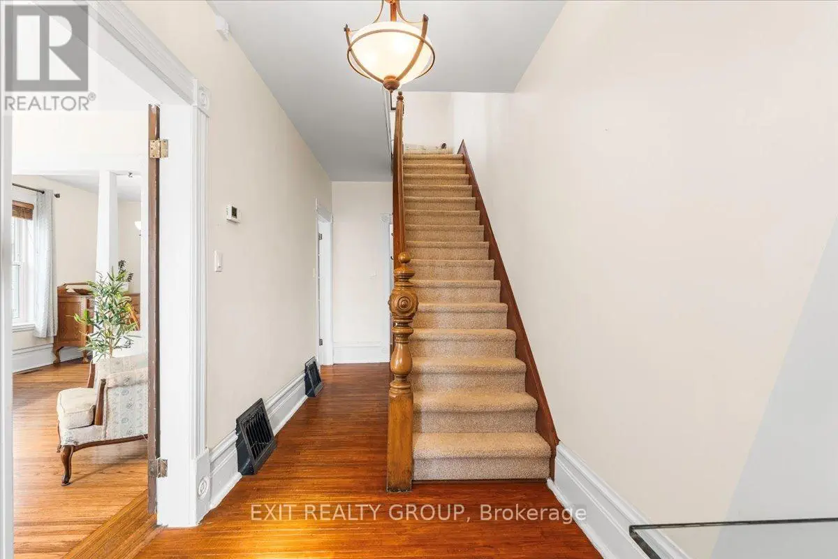 207 Durham Street S, Centre Hastings, Ontario  K0K 2K0 - Photo 2 - X12203325