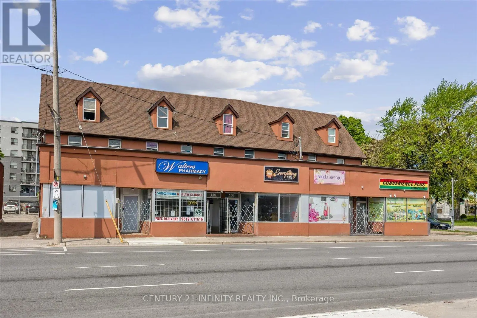 134-142 Simcoe Street S, Oshawa, Ontario  L1H 4G9 - Photo 1 - E12182653