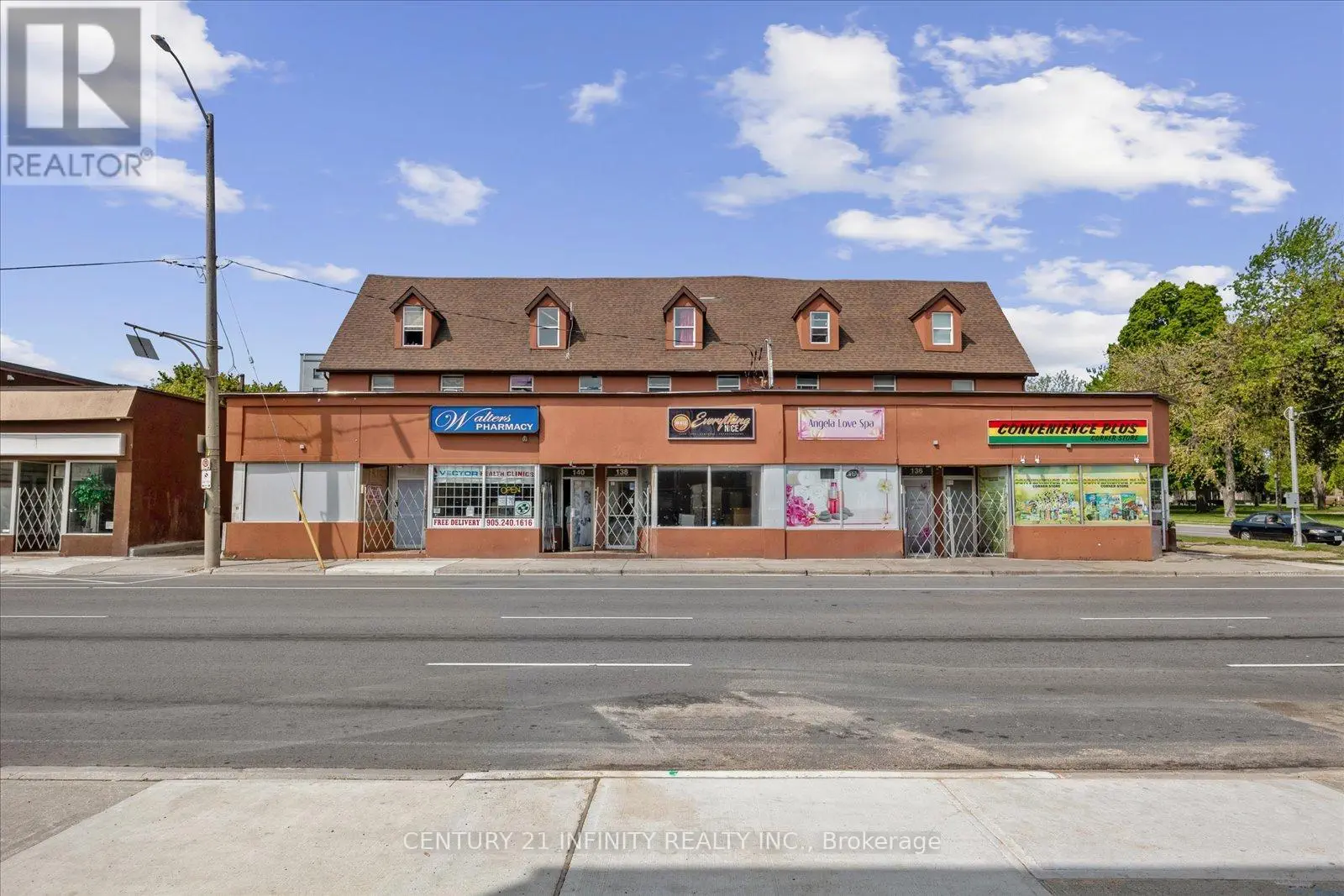 134-142 Simcoe Street S, Oshawa, Ontario  L1H 4G9 - Photo 2 - E12182653