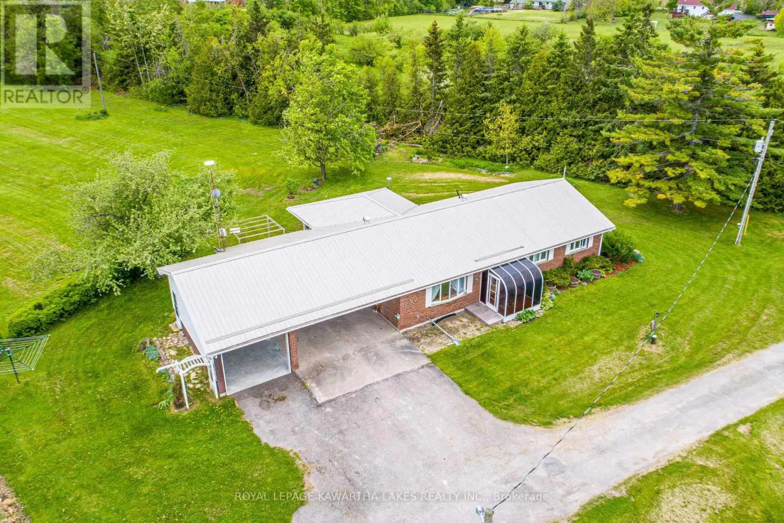 576 Lorneville Road, Kawartha Lakes, Ontario  K0M 2T0 - Photo 2 - X12203073