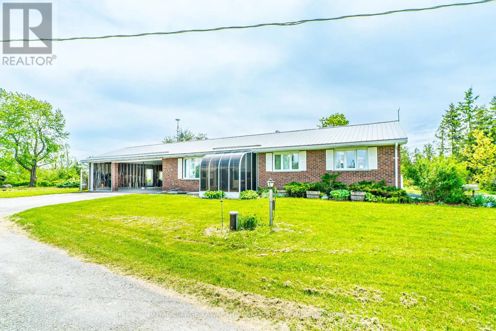 576 Lorneville Road, Kawartha Lakes, Ontario  K0M 2T0 - Photo 1 - X12203073