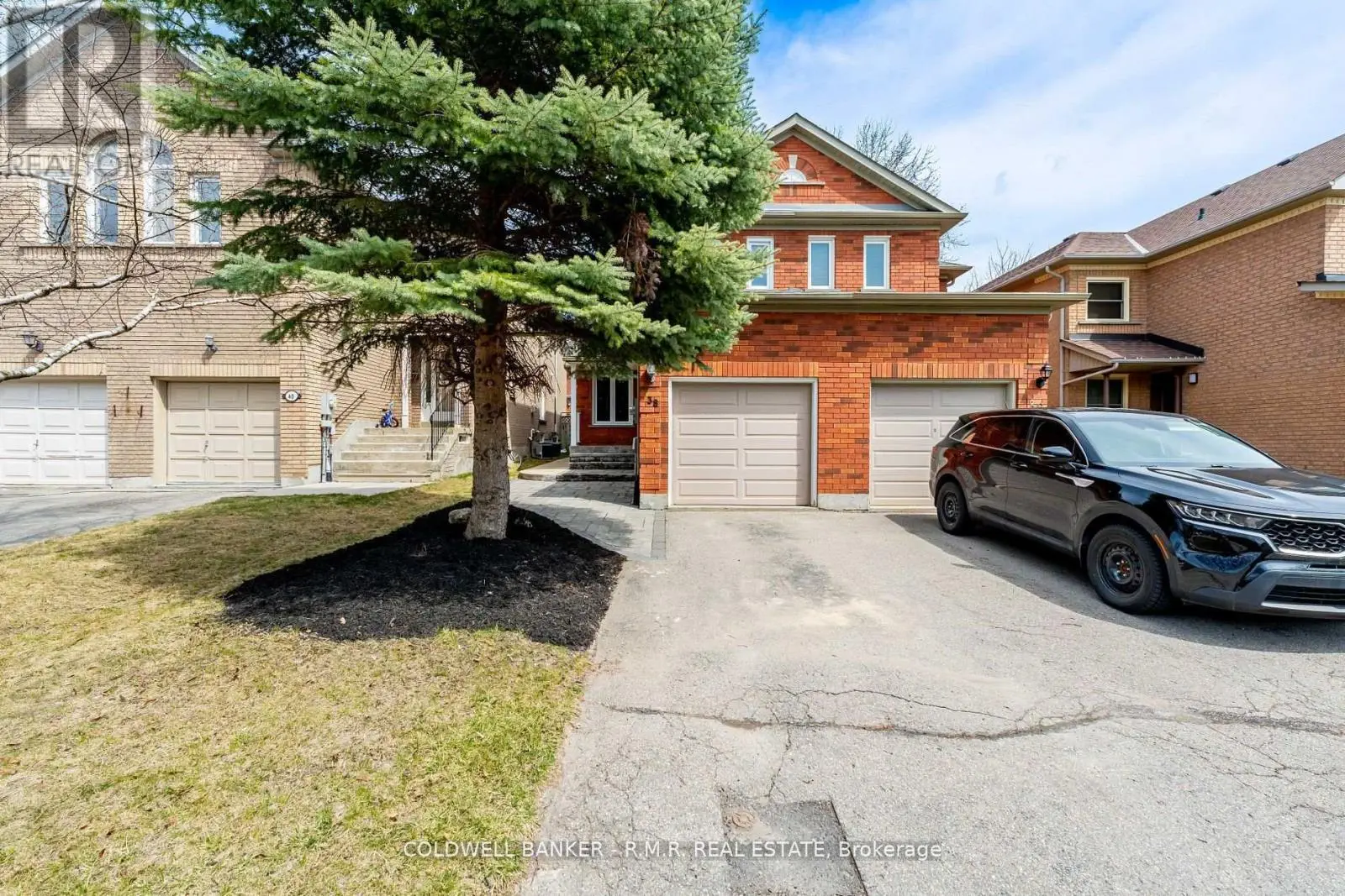 38 Widdifield Avenue, Newmarket, Ontario  L3X 1Z4 - Photo 2 - N12204418
