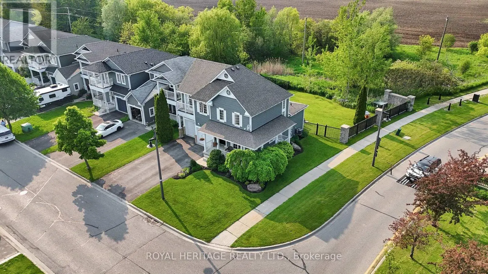 2 Milligan Street, Clarington, Ontario  L1B 1R2 - Photo 2 - E12205887