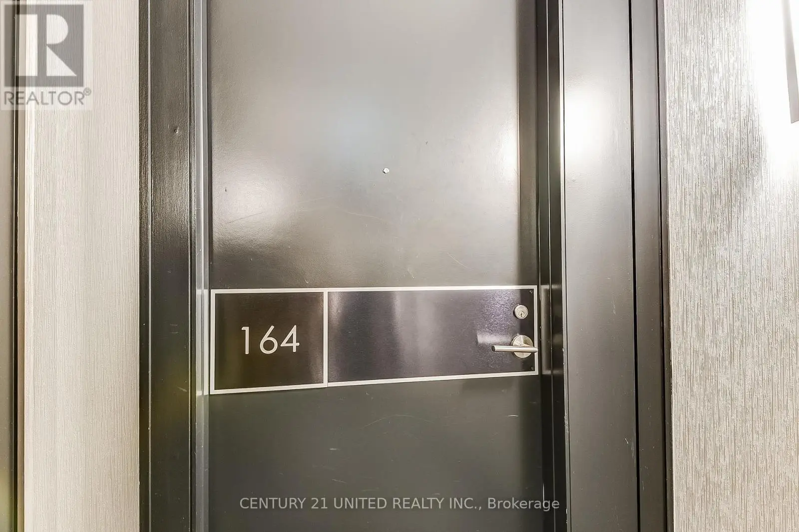 164 - 209 Fort York Boulevard, Toronto, Ontario  M5V 4A1 - Photo 3 - C12197934