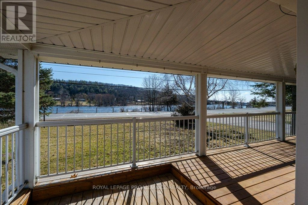 262 South Trent Street, Quinte West, Ontario  K0K 1C0 - Photo 1 - X12057313
