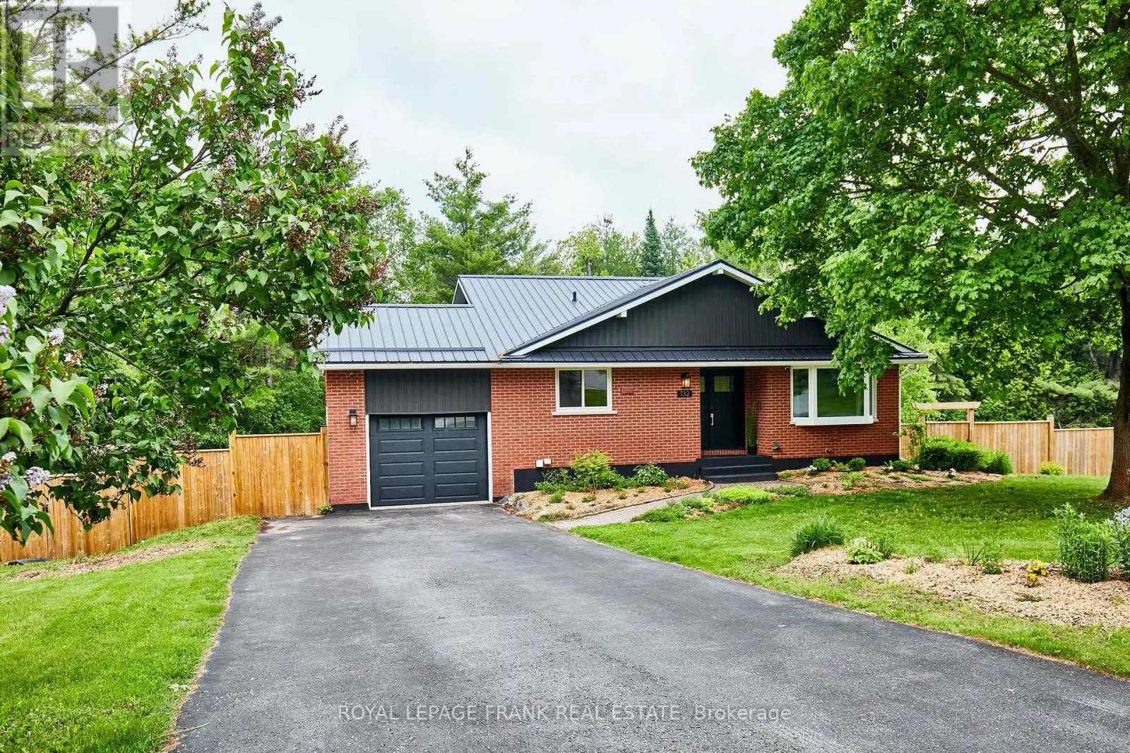 132 Coulter Drive, Kawartha Lakes, Ontario  L0A 1K0 - Photo 1 - X12206485