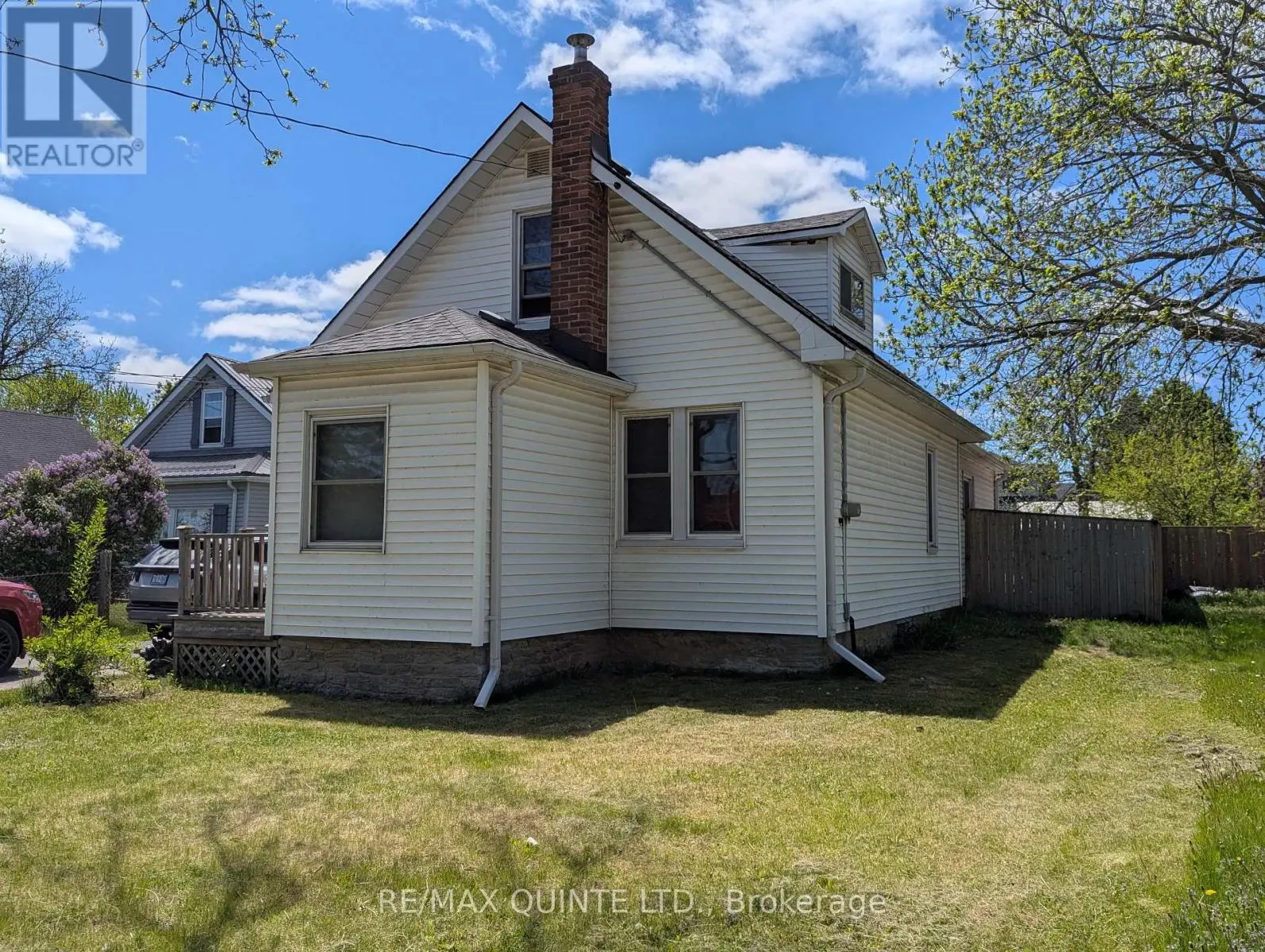 46 Prince Of Wales Drive, Belleville, Ontario  K8P 2T7 - Photo 2 - X12165382